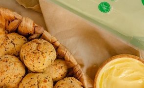 pao de queijo